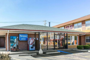 Гостиница Rodeway Inn & Suites Smyrna  Смирна